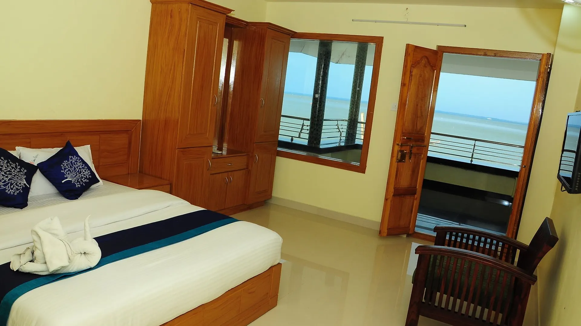 Cosy Lake Villa Alappuzha 3*,  Индия